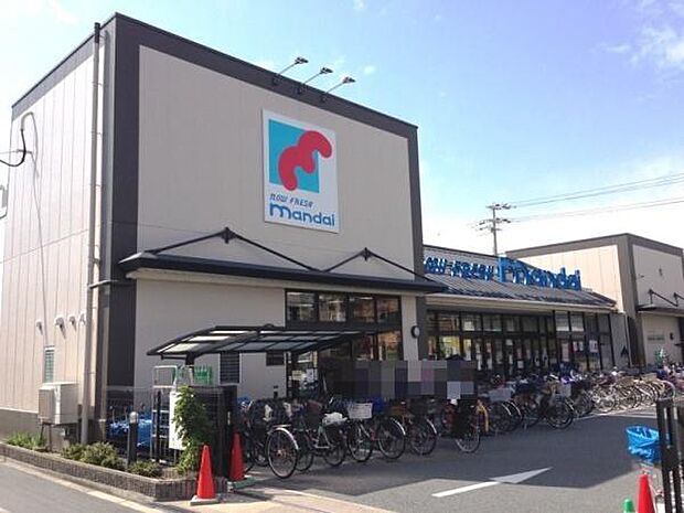 万代　平野流町店まで271m