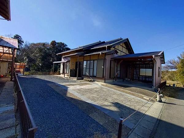 detached 茨城県下妻市半谷502-10
地図を見る