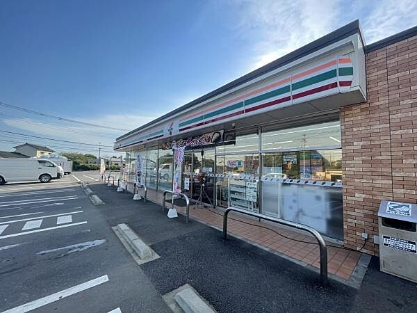 セブンイレブン茎崎上岩崎店まで2831m