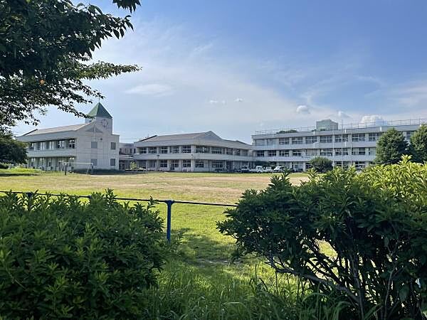 つくば市市立茎崎第二小学校まで2666m