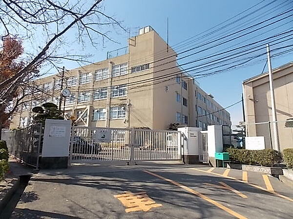 高槻市立第九中学校まで500m