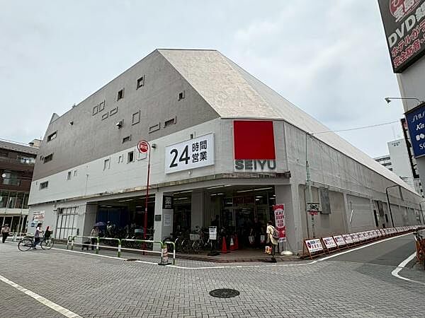 西友巣鴨店まで758m