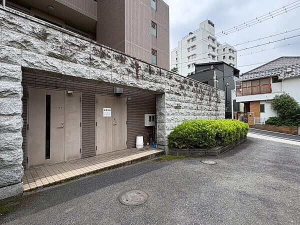 ゴミ置き場
