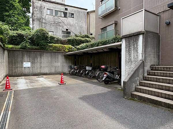 駐輪場