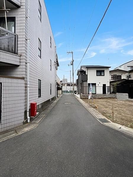 現地説明可能です♪境界線等のご説明いたします！即日のご案内も可能ですのでお気軽にお問い合わせ下さい♪！ぜひ、ご家族揃ってお越し下さい。
