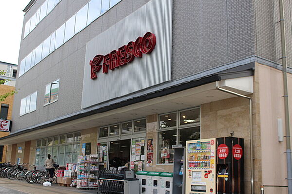 フレスコ五条西洞院店まで438m