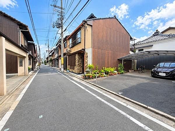 ご希望の条件等、お気軽にご相談ください。ご見学の際は送迎も行っております。お客様のご希望ご要望に合わせたご案内も可能です！一部AIによる加工を施しています。