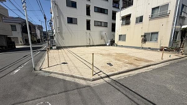 外観：338000053330