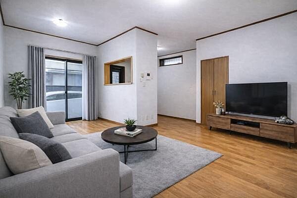 ※本画像はCGによる家具配置イメージです。実際には家具・小物は設置されておりません。