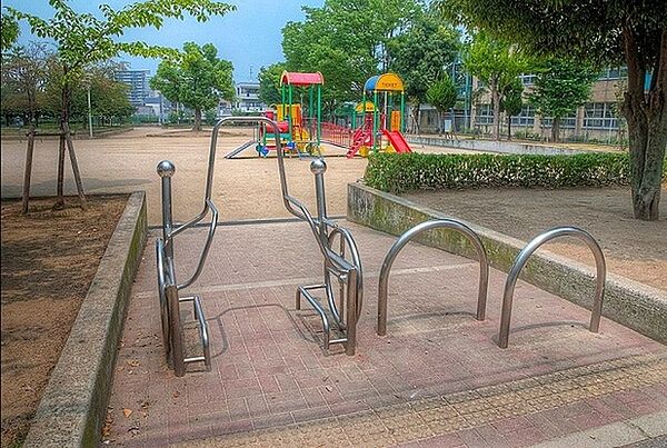 三ノ瀬公園まで1103m