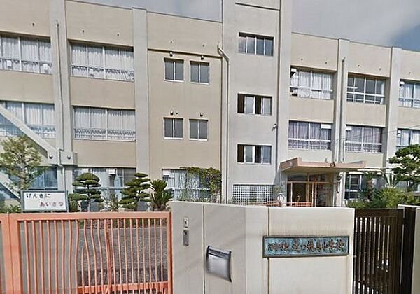 河南町立近つ飛鳥小学校まで834m