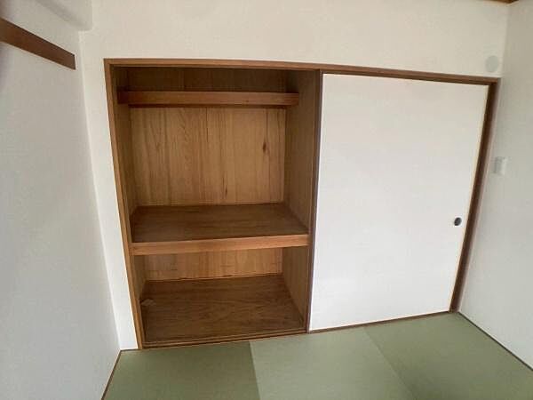 部屋ごとに設けた収納は住みやすさへのこだわりです