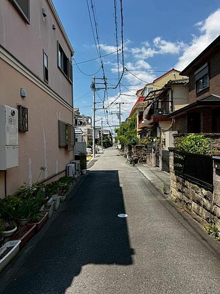サンロード瓢箪山商店街は徒歩4分で毎日のお買い物が便利です