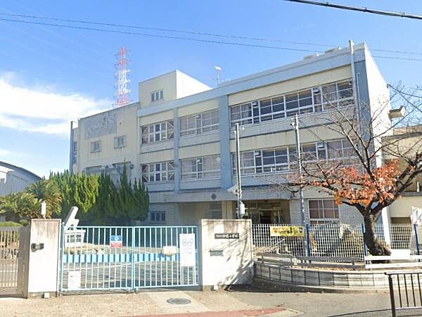 門真市立四宮小学校まで800m