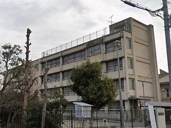 門真市立二島小学校まで973m