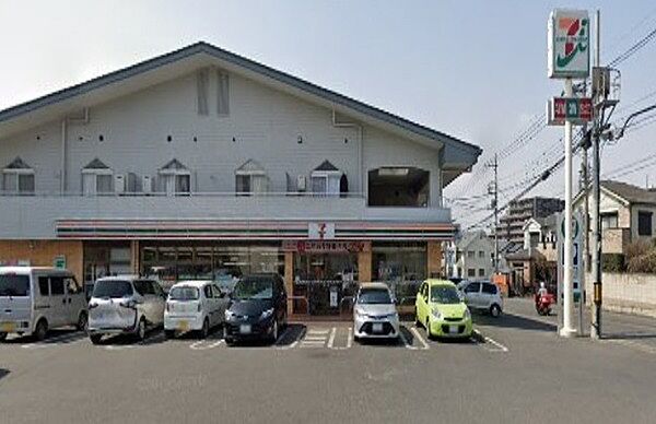 セブンイレブン大宮日進1丁目店まで895m