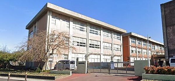 四日市市立県小学校まで2519m