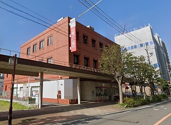 三菱UFJ銀行四日市支店まで642m