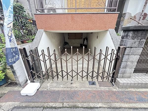駐車場／カースペース