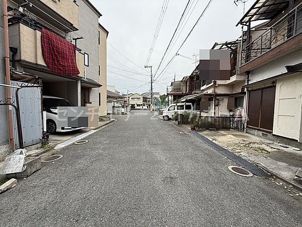 前面道路【公道　約6ｍ】含む現地写真です。（2025年5月18日撮影）