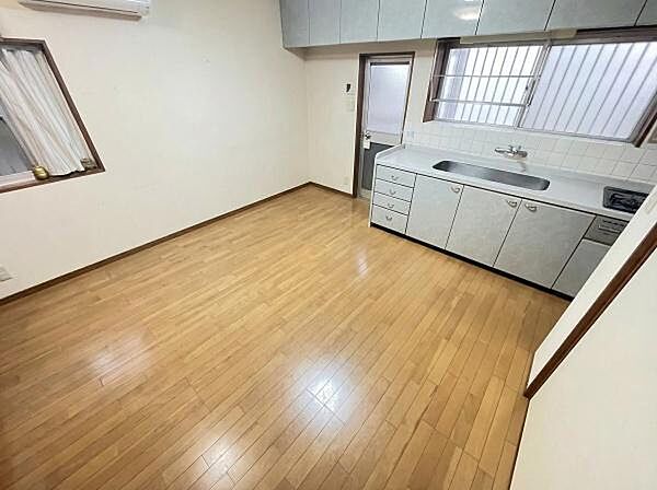 リビング♪※画像は実際の写真にCG加工（家具や調度品の削除や合成）を加えたもので実際とは異なる場合があります。
