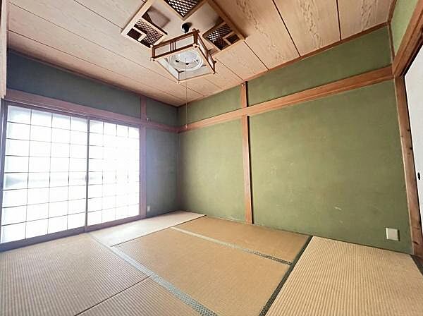 和室約6.0帖※画像は実際の写真にCG加工（家具や調度品の削除や合成）を加えたもので実際とは異なる場合があります。