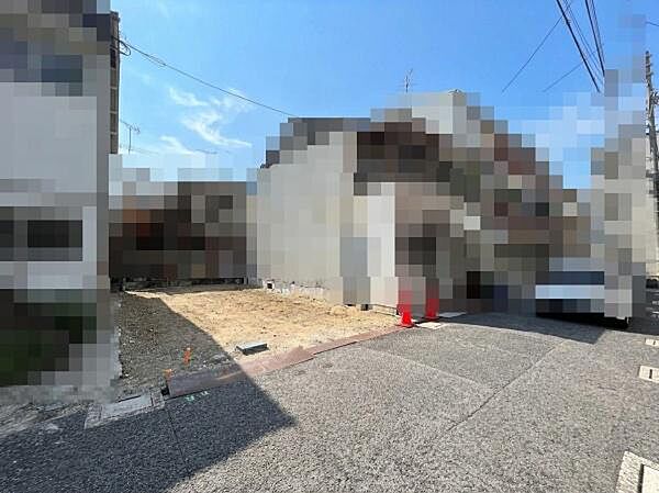 現地外観写真です♪内覧ご希望の方はお問い合わせください♪