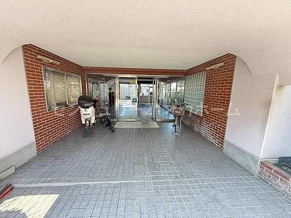 エントランス入り口