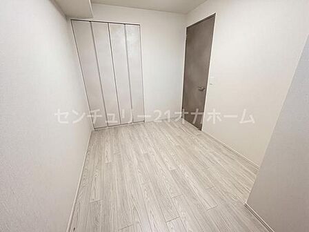 主寝室にいかがですか♪※画像は実際の写真にCG加工（家具や調度品の削除や合成）を加えたもので実際とは異なる場合があります。