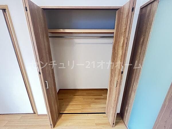 たっぷり収納できるクローゼット♪