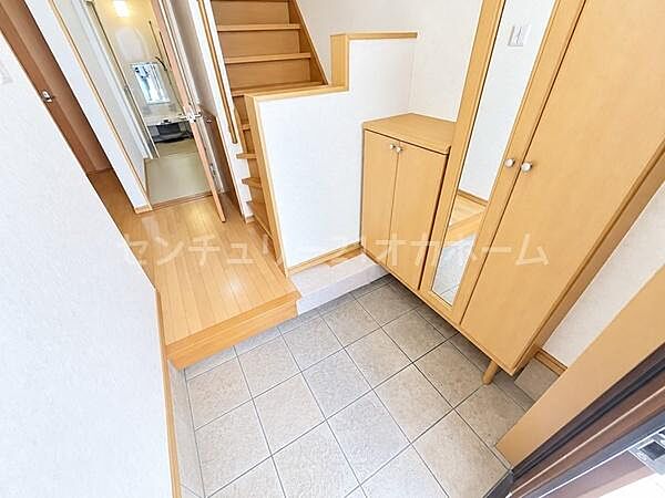 収納もしっかりあります♪※画像は実際の写真にCG加工（家具や調度品の削除や合成）を加えたもので実際とは異なる場合があります。