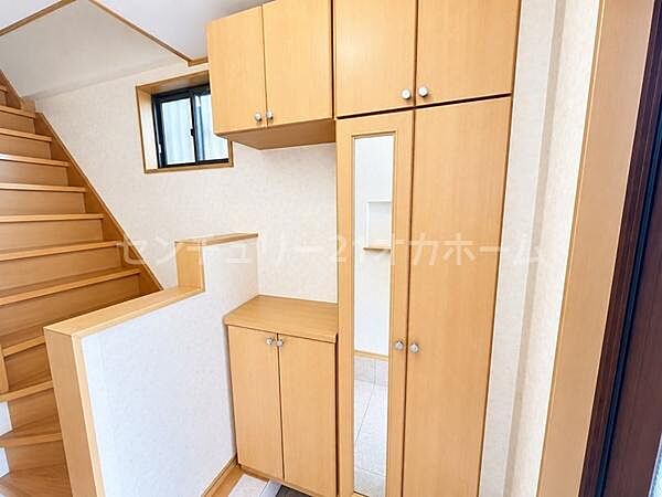 収納もしっかりあります♪※画像は実際の写真にCG加工（家具や調度品の削除や合成）を加えたもので実際とは異なる場合があります。