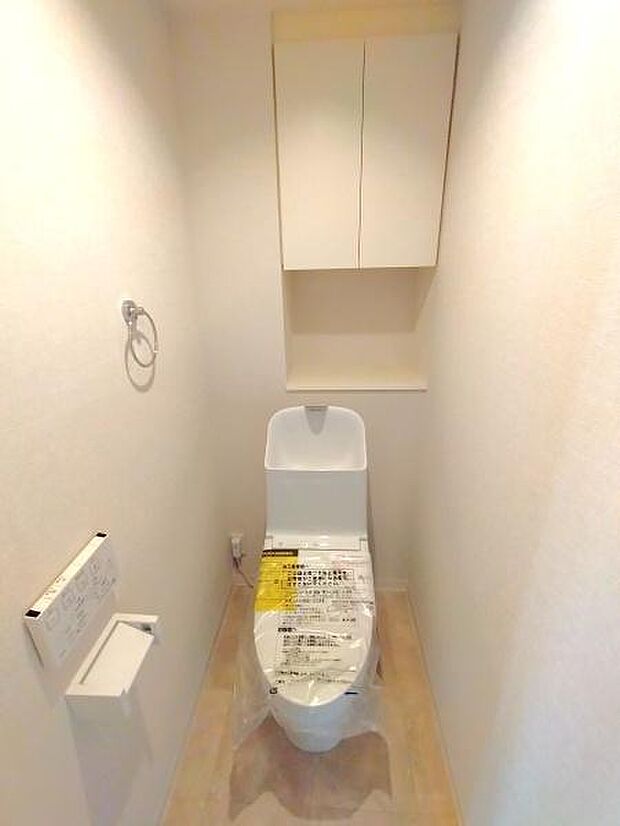 清潔感溢れるトイレ。落ち着いた空間で安らぎのひとときをお過ごしいただけます♪