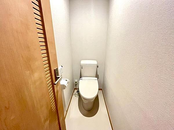 ☆トイレ☆ 温水洗浄便座付
