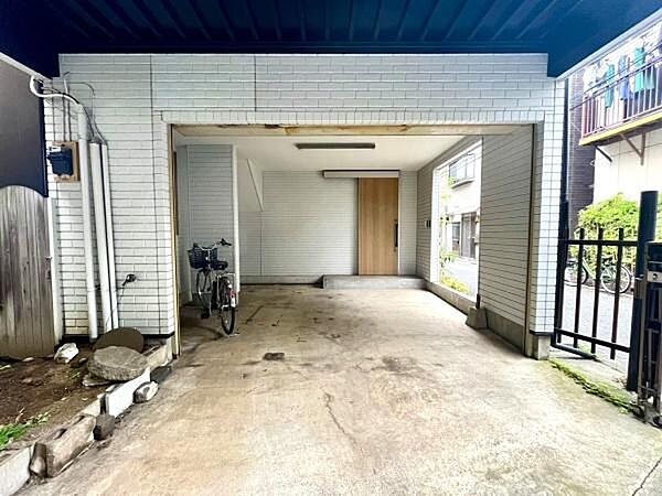 ☆敷地内駐車場☆