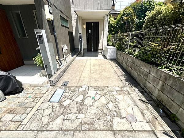 ★ハイルーフ車も駐車可能です★