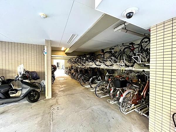 ☆敷地内駐輪場☆