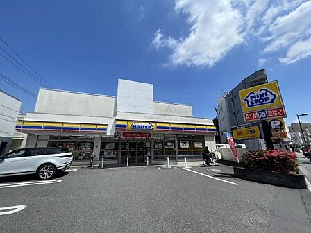 ミニストップ荒川1丁目店まで608m、24時間営業、駐車場有り