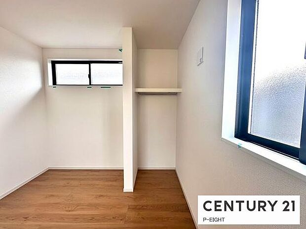 クローゼットでお部屋もスッキリ！