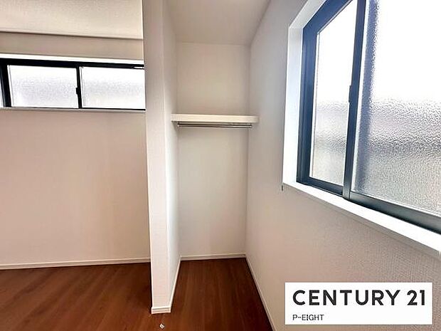 クローゼットでお部屋もスッキリ！