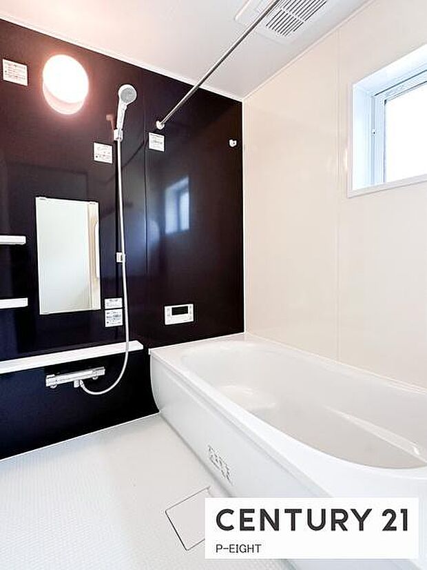 足を伸ばしてゆったりできる浴槽です!(同シリーズ施工例)