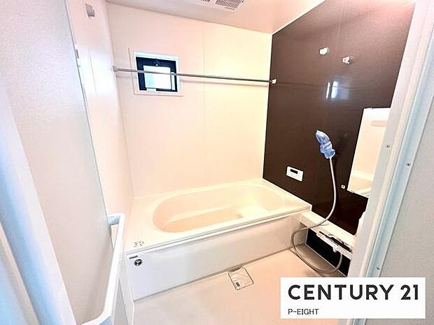 一坪サイズのお風呂で毎日の疲れを癒してください。