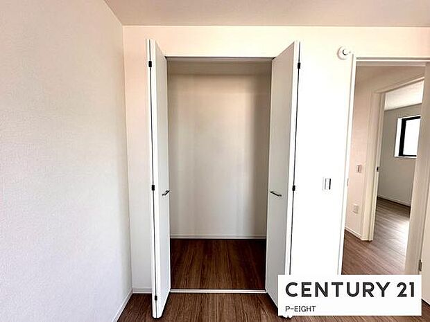 クローゼットでお部屋もスッキリ!