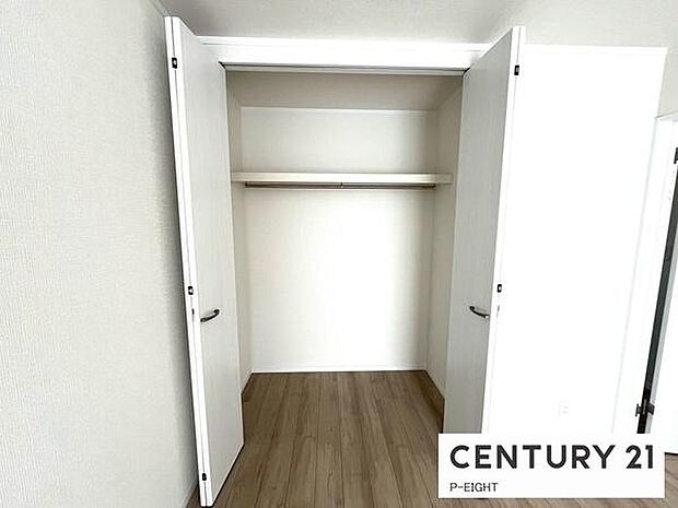 広々としたクローゼットでたくさん収納できます！