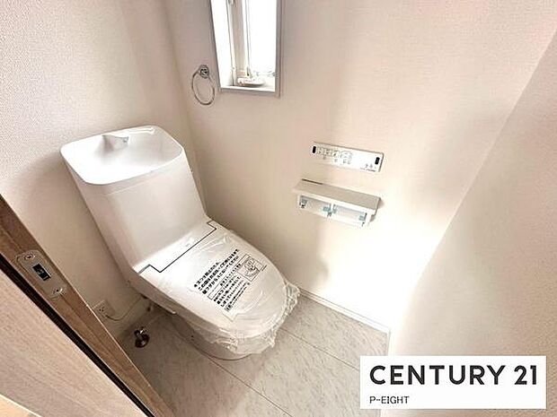 ウォシュレット付きの暖房便座で快適です！