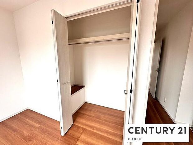 広々としたクローゼットでたくさん収納できます！