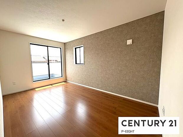 バルコニーに面した明るい部屋です!