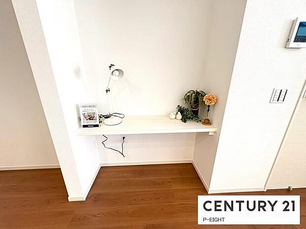 キッチン横にはカウンターがあります！