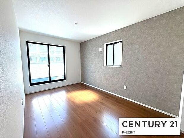 壁の色もアクセントとなりおしゃれな内装です！