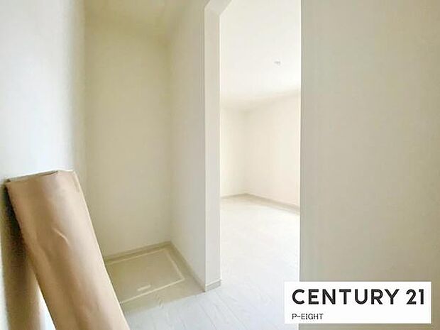 ウォークインクローゼットでたくさん収納できます!